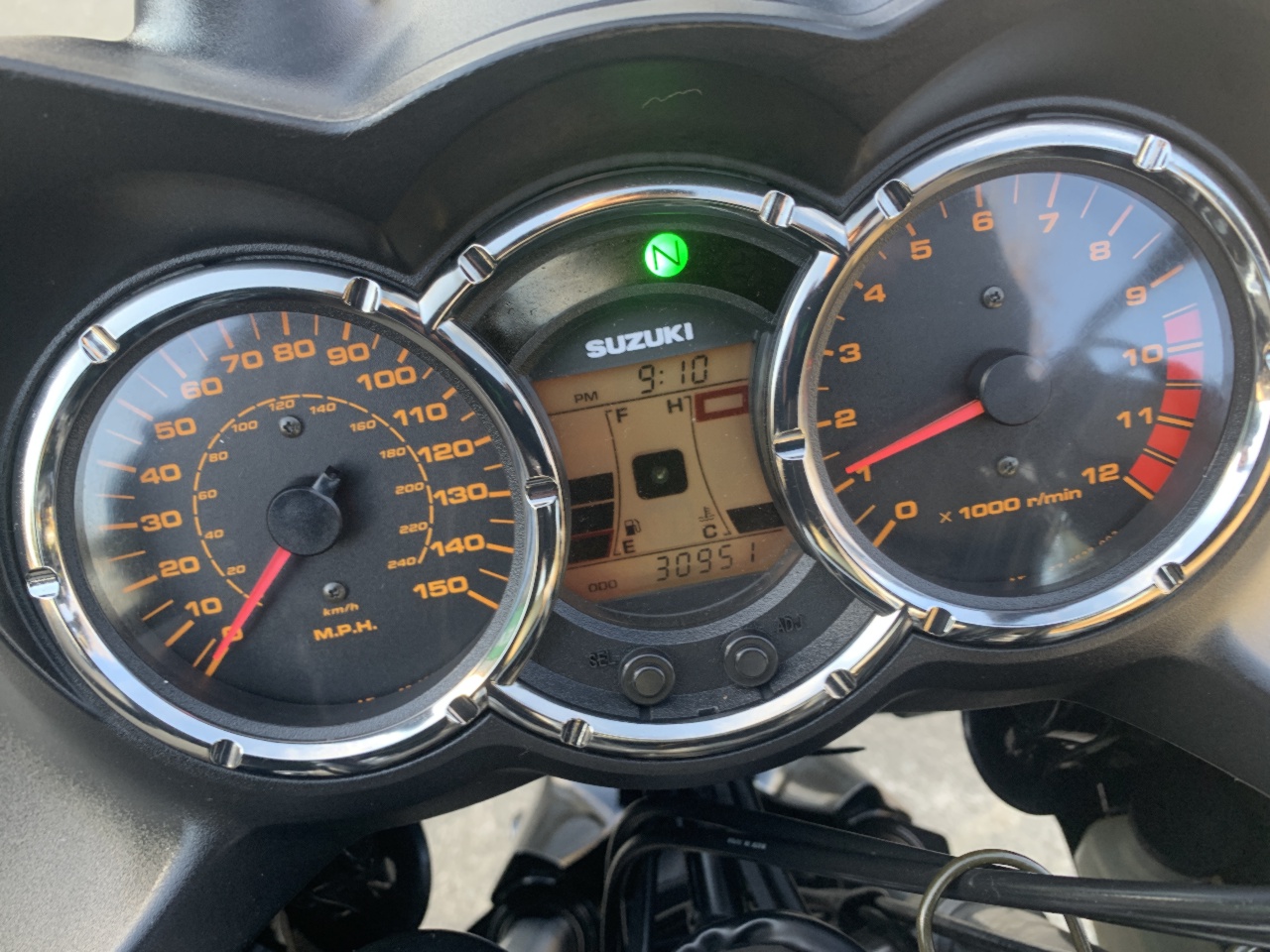 2004 Suzuki V-Strom 1000